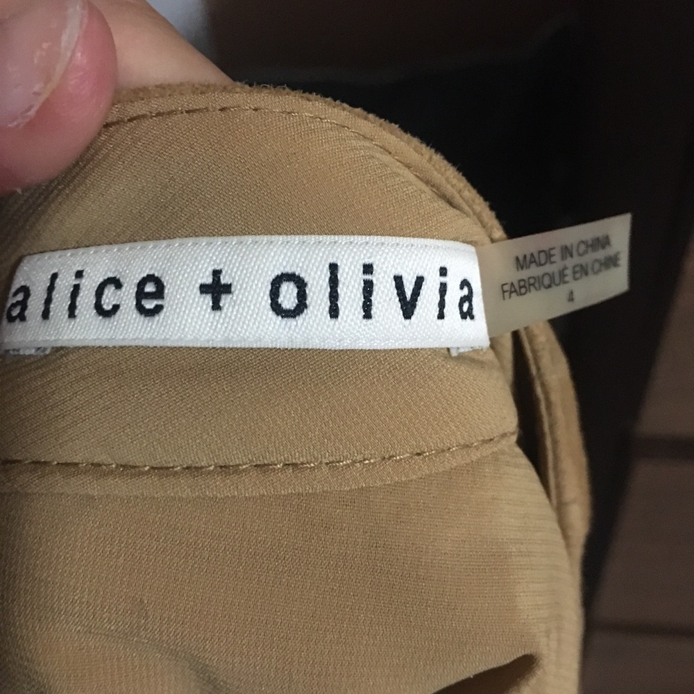 Alice and Olivia emilie pleated